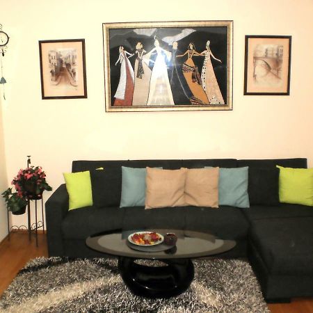Apartment Fine Home Tbilisi Bagian luar foto