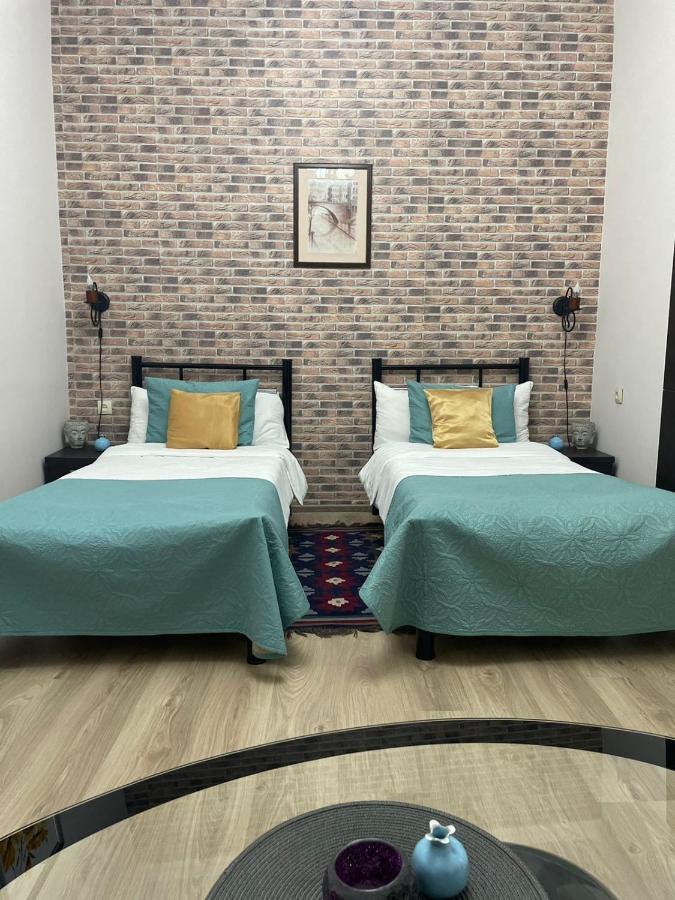 Apartment Fine Home Tbilisi Bagian luar foto