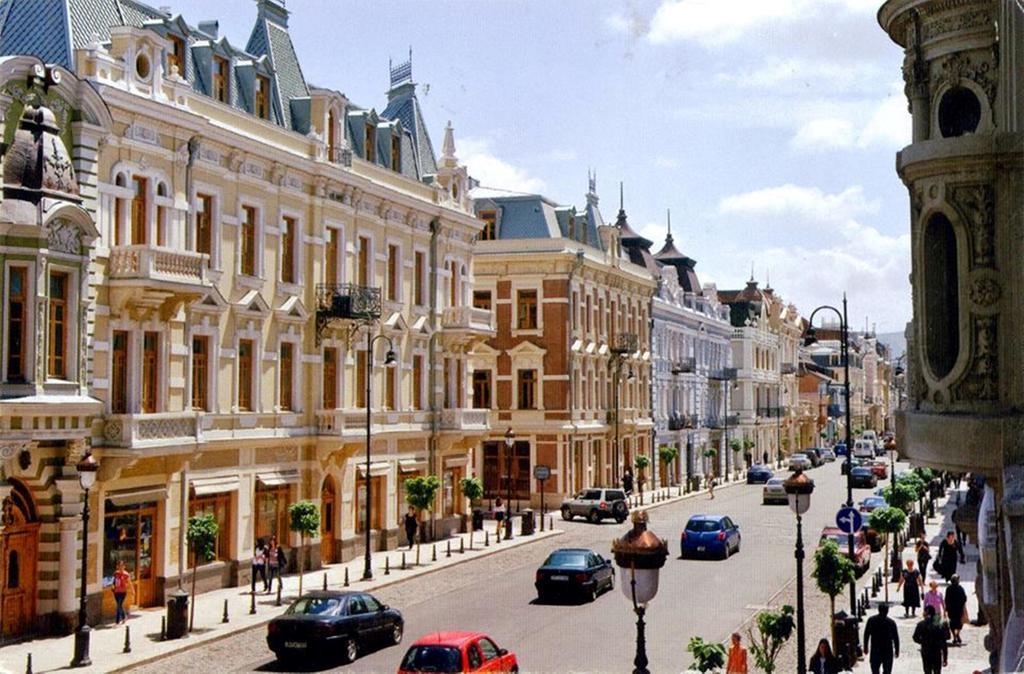 Apartment Fine Home Tbilisi Bagian luar foto
