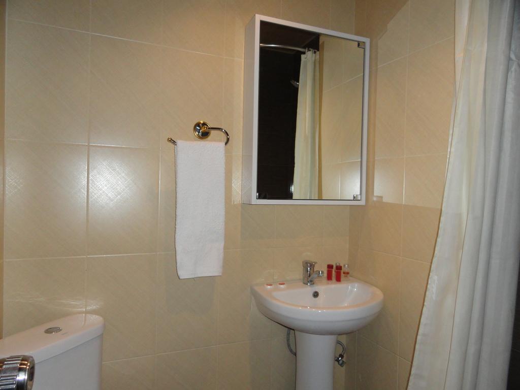 Apartment Fine Home Tbilisi Bagian luar foto