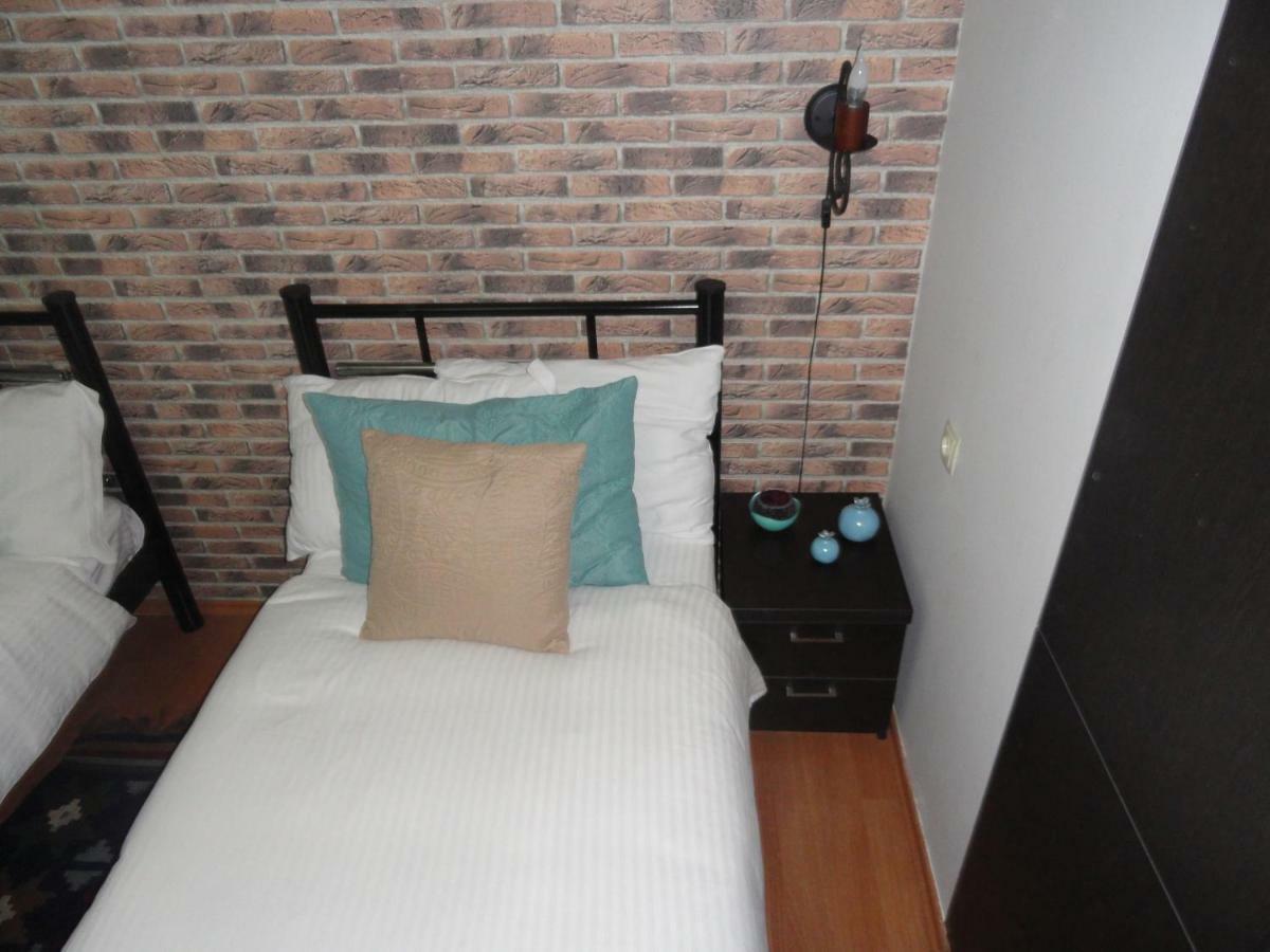 Apartment Fine Home Tbilisi Bagian luar foto