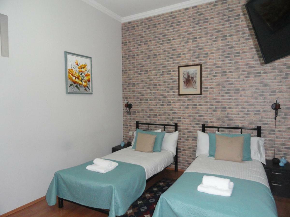 Apartment Fine Home Tbilisi Bagian luar foto