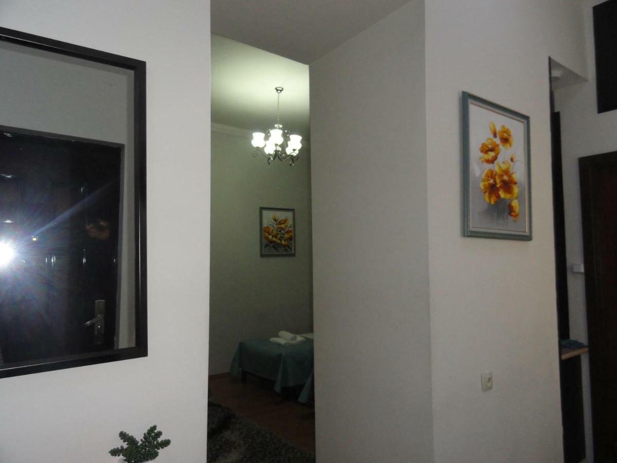 Apartment Fine Home Tbilisi Bagian luar foto