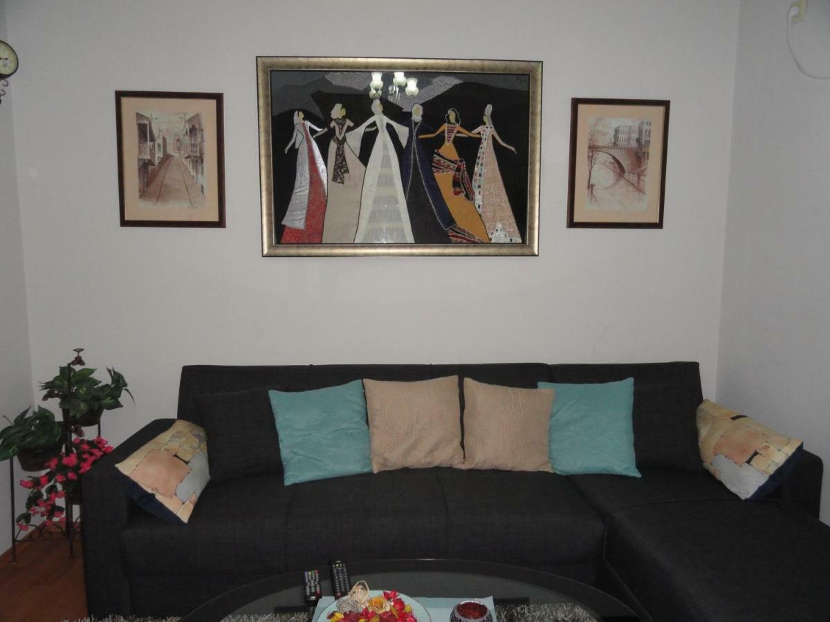 Apartment Fine Home Tbilisi Bagian luar foto